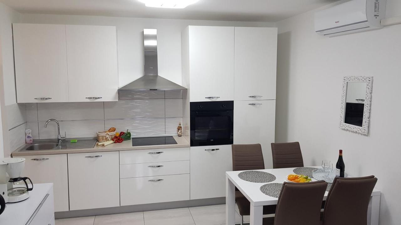 Apartman Ivan Senj  Extérieur photo
